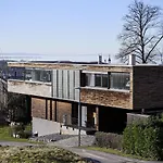 Apartament Luxus Design Mit Panoramafenster - - & Waldblick, Wechselnde Kunst Zum Erwerb