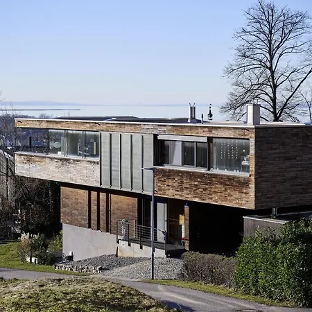 Lägenhet Luxus Design Apartment Mit Panoramafenster - See - & Waldblick, Wechselnde Kunst Zum Erwerb