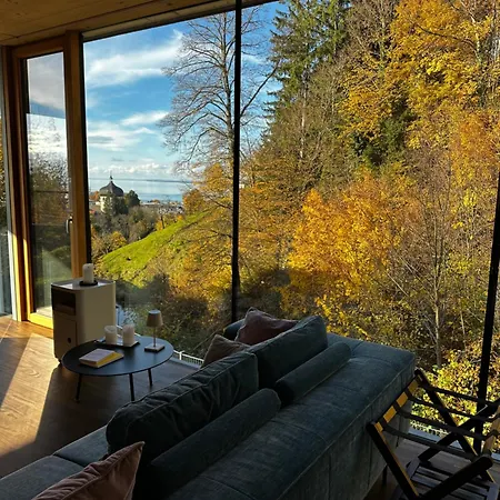 Klimatisiert! Luxus Design Mit Panoramafenster - - & Waldblick, Wechselnde Kunst Zum Erwerb アパート